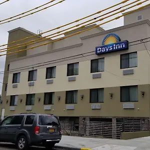 Hotel Days By Wyndham Brooklyn Marine Park