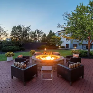 Hotel Courtyard Airport